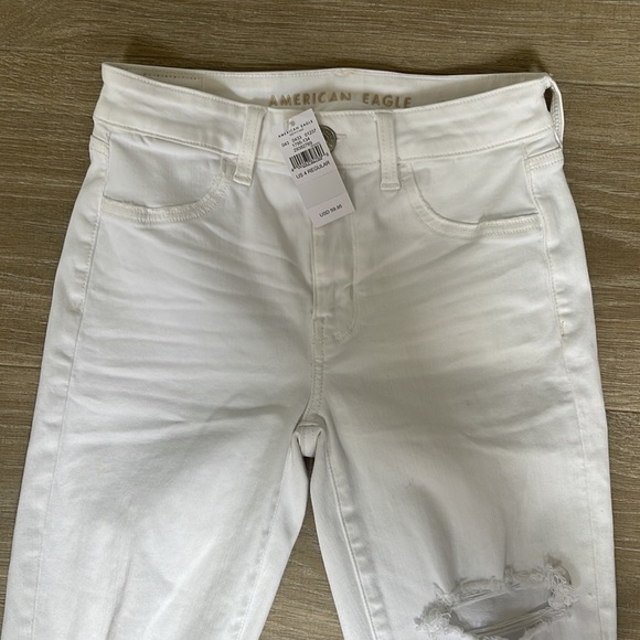 AE American Eagle White Next Level Stretch NWT - Picture 3 of 5